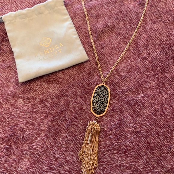 Kendra Scott Necklace - Picture 1 of 2